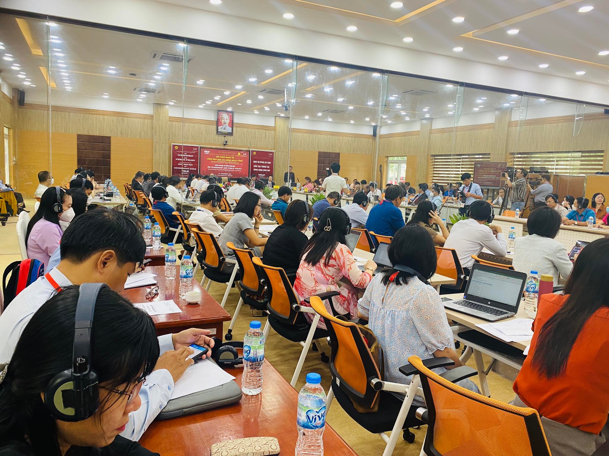 Phục hồi sau đại dịch COVID-19 với định hướng từ các chính sách quản trị công