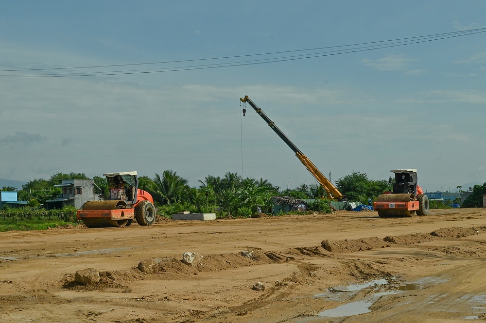 Thúc tiến độ dự án cao tốc Bắc - Nam đi qua Hà Tĩnh và Quảng Bình