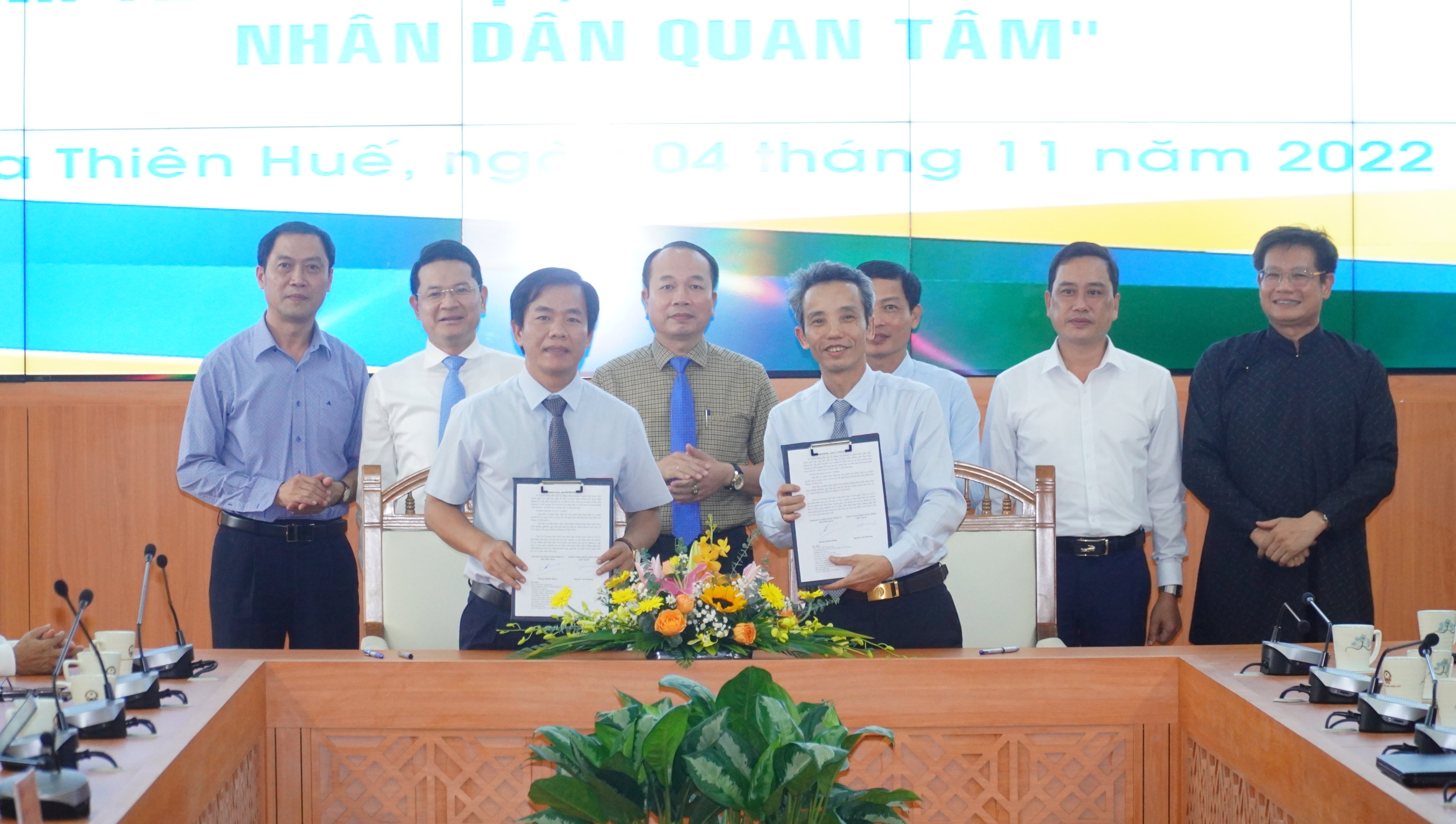Ký kết Chương trình phối hợp công tác giữa UBND và Ban Tuyên giáo Tỉnh ủy Thừa Thiên Huế