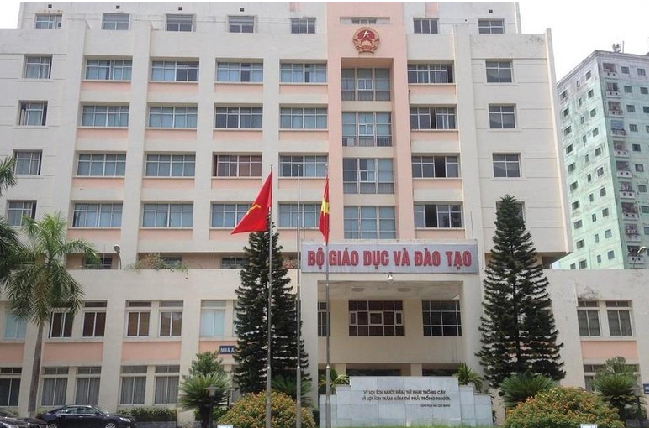Bộ GD ĐT thông báo một số trang web, fanpage giả mạo