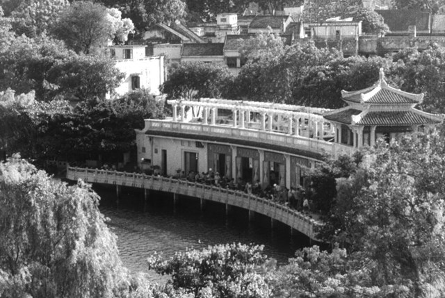 Các di tích, di sản văn hóa Hà Nội qua ảnh trích trong phim từ 1954 đến nay