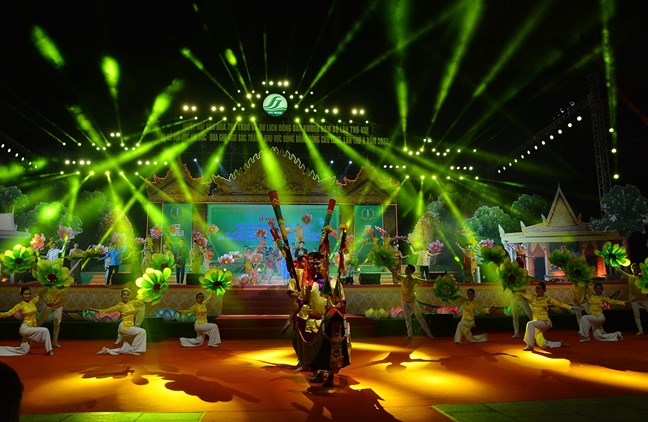 Giữ gìn, phát huy bản sắc văn hóa của đồng bào các dân tộc Khmer