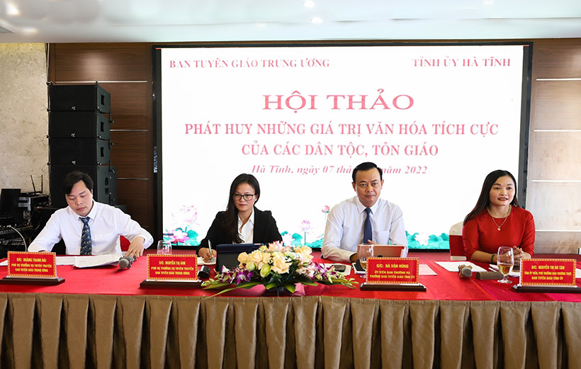 Hà Tĩnh Những giá trị văn hóa của dân tộc, tôn giáo được cụ thể hóa và triển khai phù hợp