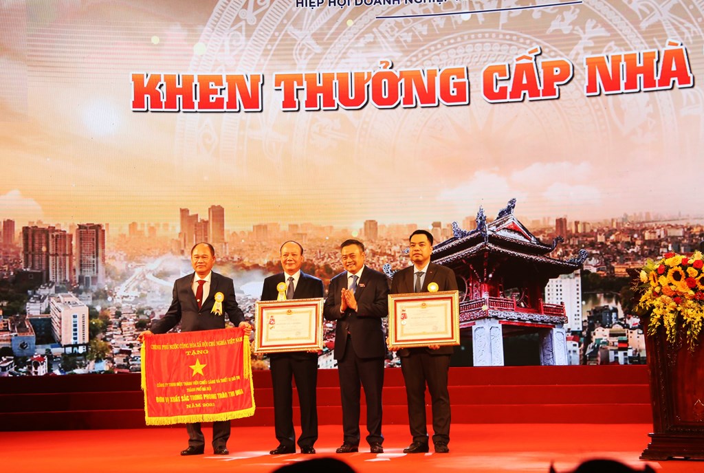 Tôn vinh gần 200 doanh nhân, doanh nghiệp Thăng Long 2022
