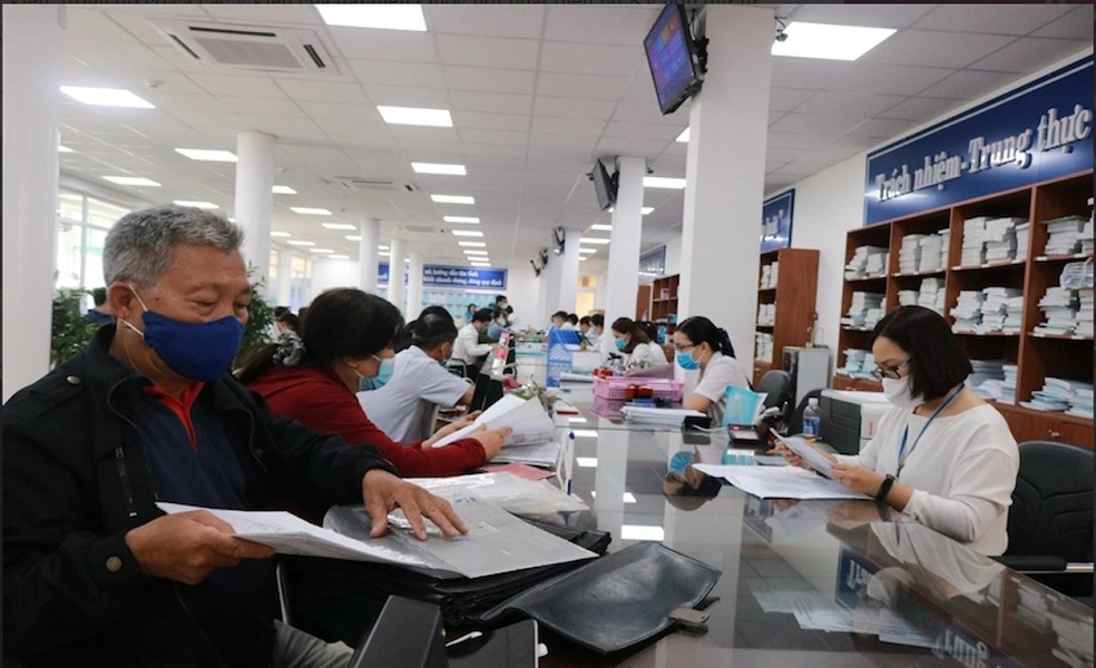 Thấy gì từ “làn sóng” công chức, viên chức nghỉ việc