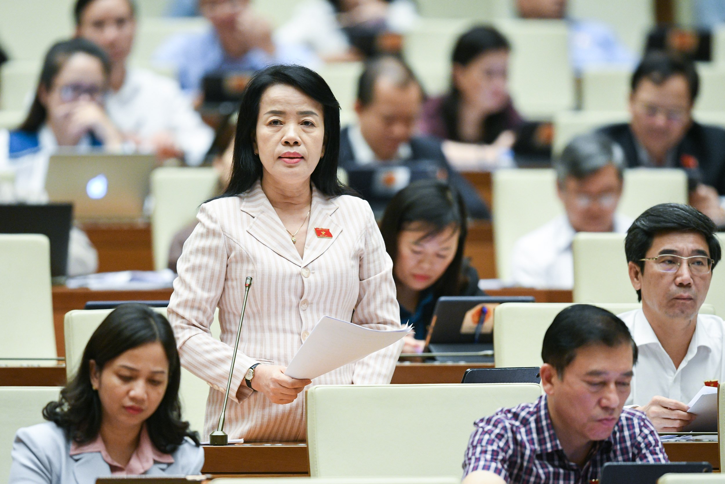 Hoàn thiện pháp luật làm cơ sở xác định giá, bảo vệ người thẩm định giá