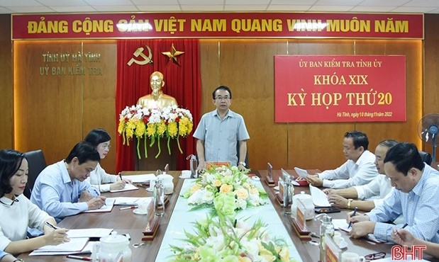 Hà Tĩnh kỷ luật khiến trách một số đảng viên