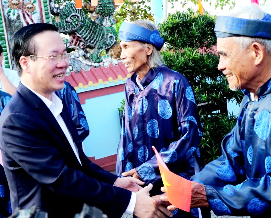 Giữ gìn, trao truyền truyền thống đoàn kết cho thế hệ mai sau