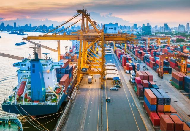 Kinh tế Việt Nam thích ứng hiệu quả sau đại dịch COVID-19