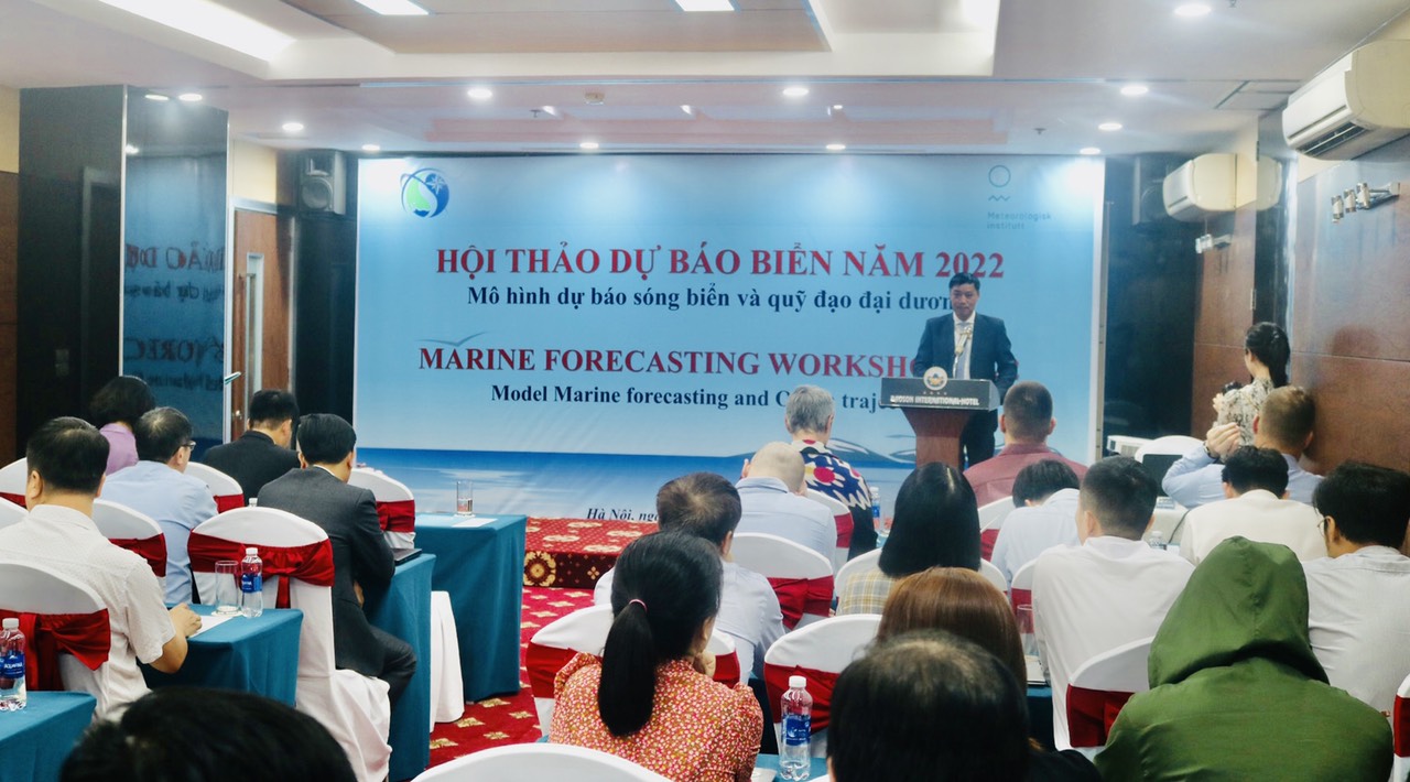 Tăng cường hợp tác nâng cao năng lực dự báo biển