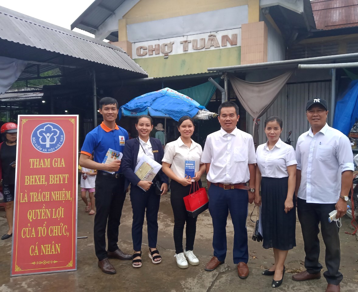 Thừa Thiên - Huế Bảo hiểm PVI kịp thời động viên, chi trả bồi thường cho người dân Thủy Dương