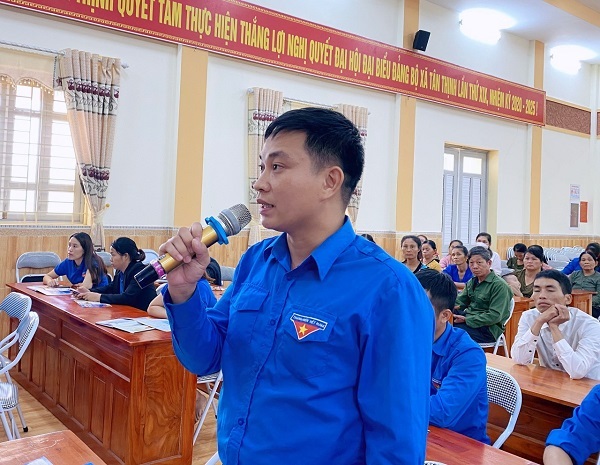 BHXH và Tỉnh đoàn thanh niên Tuyên Quang Tuyên truyền chính sách BHXH, BHYT tại huyện Chiêm Hóa