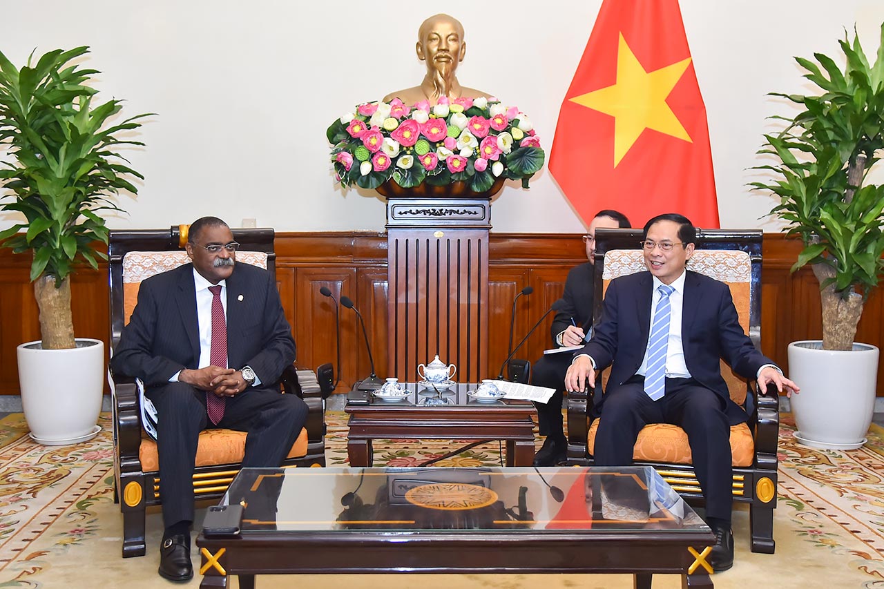 Đưa quan hệ Việt Nam - Angola đi vào chiều sâu, thực chất, hiệu quả