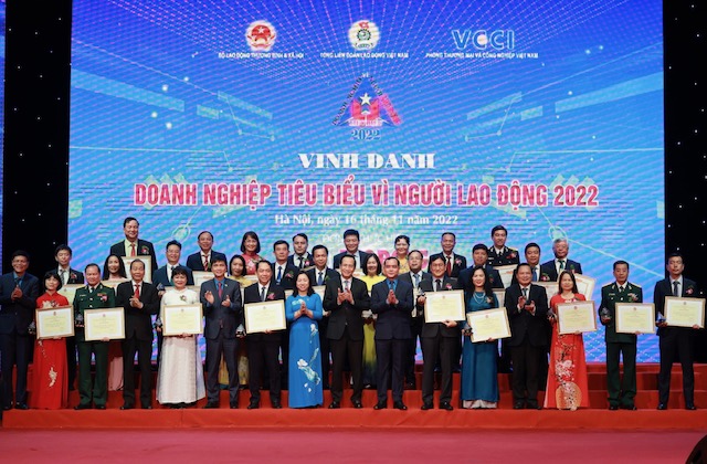 Vinh danh 62 “Doanh nghiệp tiêu biểu vì người lao động”