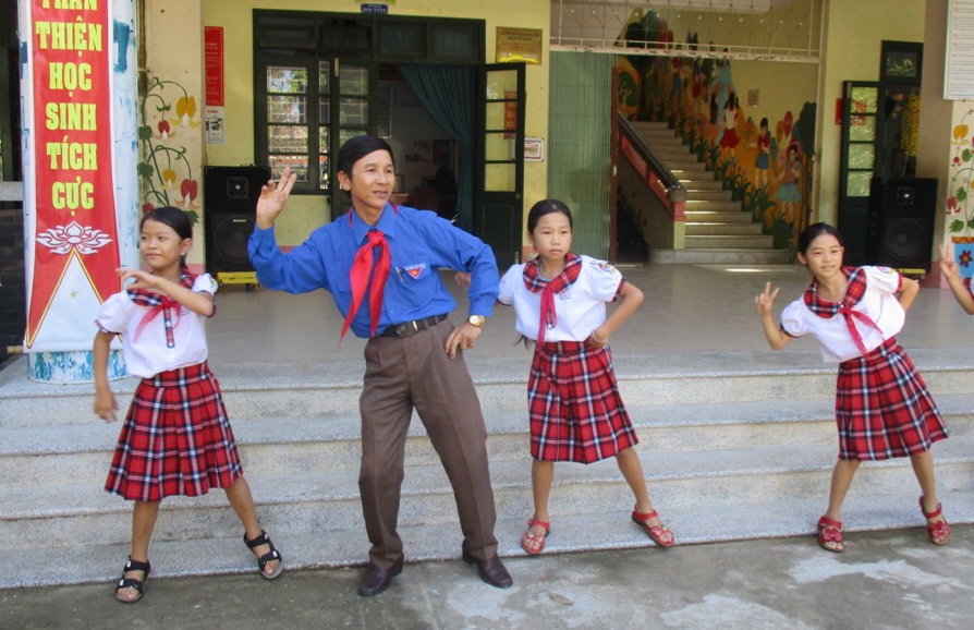 Điểm tựa cho học sinh vùng khó