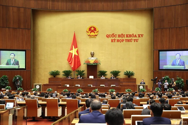 Khẩn trương, trách nhiệm, sáng suốt