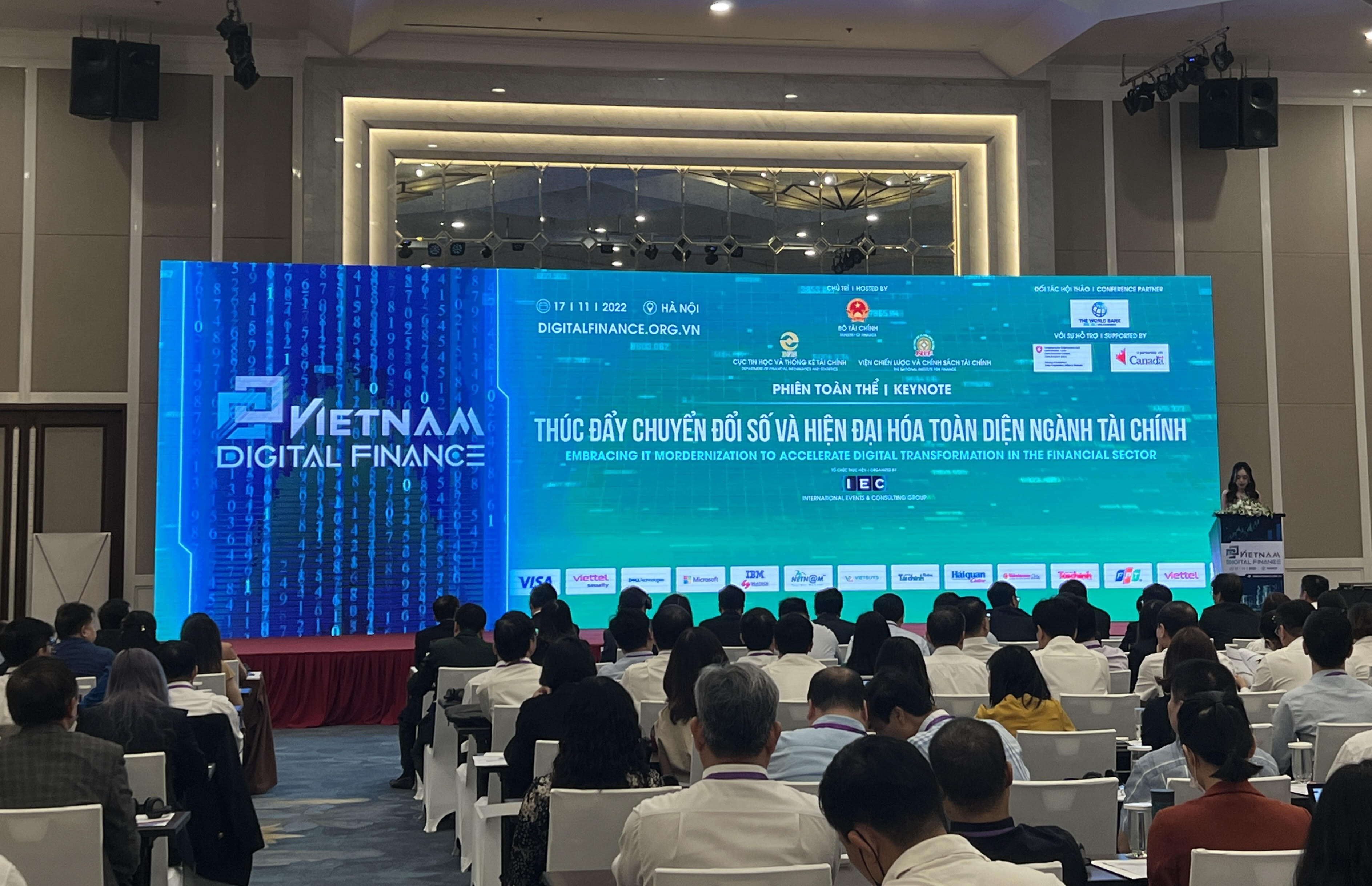 Thúc đẩy chuyển đổi số và hiện đại hóa toàn diện ngành Tài chính