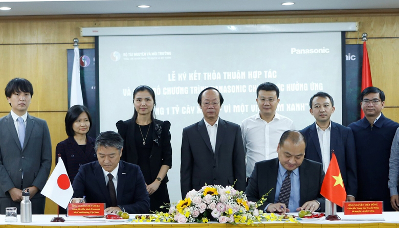 Chung tay hưởng ứng Chương trình 1 tỉ cây xanh