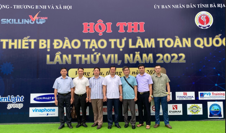 Trường Cao đẳng nghề Kỹ thuật - Công nghệ Tuyên Quang đạt giải ba tại Hội thi thiết bị đào tạo tự làm toàn quốc năm 2022