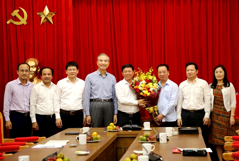 Ban Tuyên giáo Trung ương gặp mặt nhân Ngày Nhà giáo Việt Nam 20 11