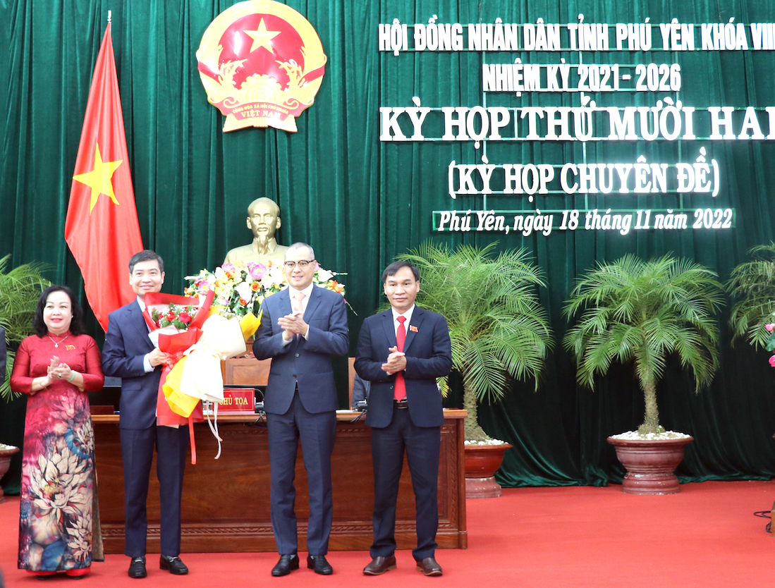Đồng chí Tạ Anh Tuấn được bầu giữ chức Chủ tịch UBND tỉnh Phú Yên