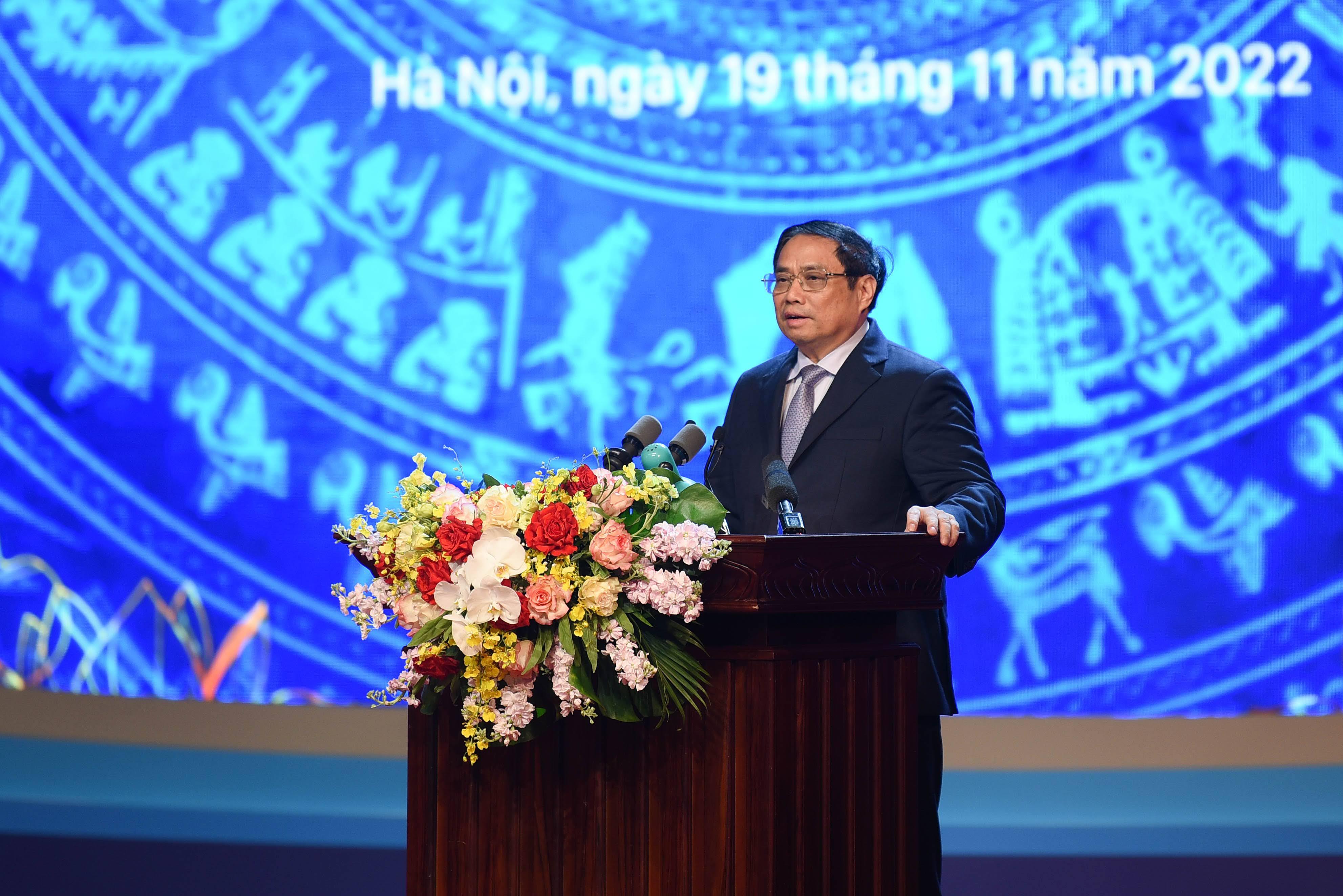 Chăm lo tốt nhất về vật chất và tinh thần để đội ngũ nhà giáo yên tâm công tác