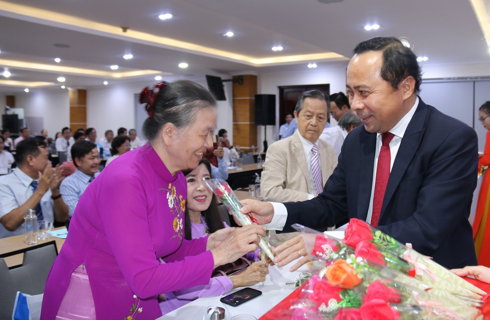 Người thầy vĩ đại là người truyền được cảm hứng