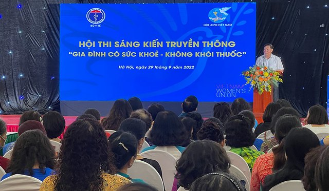 Bảo vệ phụ nữ trẻ em khỏi tác hại của thuốc là việc làm hết sức cần thiết