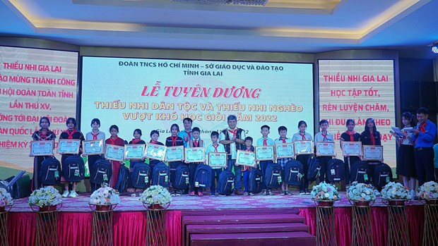 Gia Lai tuyên dương thiếu nhi dân tộc, thiếu nhi nghèo vượt khó học giỏi