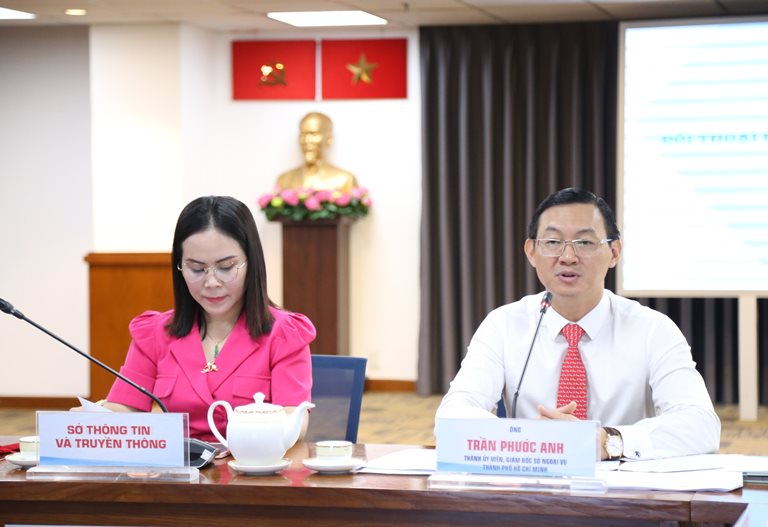 Thích ứng để phục hồi và kiến tạo phát triển