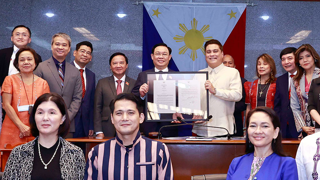 Thượng viện Philippines thông qua Nghị quyết tăng cường hơn nữa quan hệ nghị viện Philippines - Việt Nam