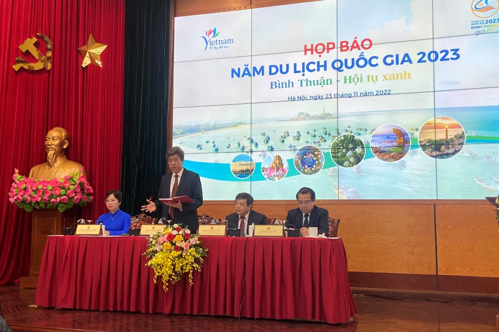 Năm Du lịch quốc gia 2023 với chủ đề  Bình Thuận - Hội tụ xanh