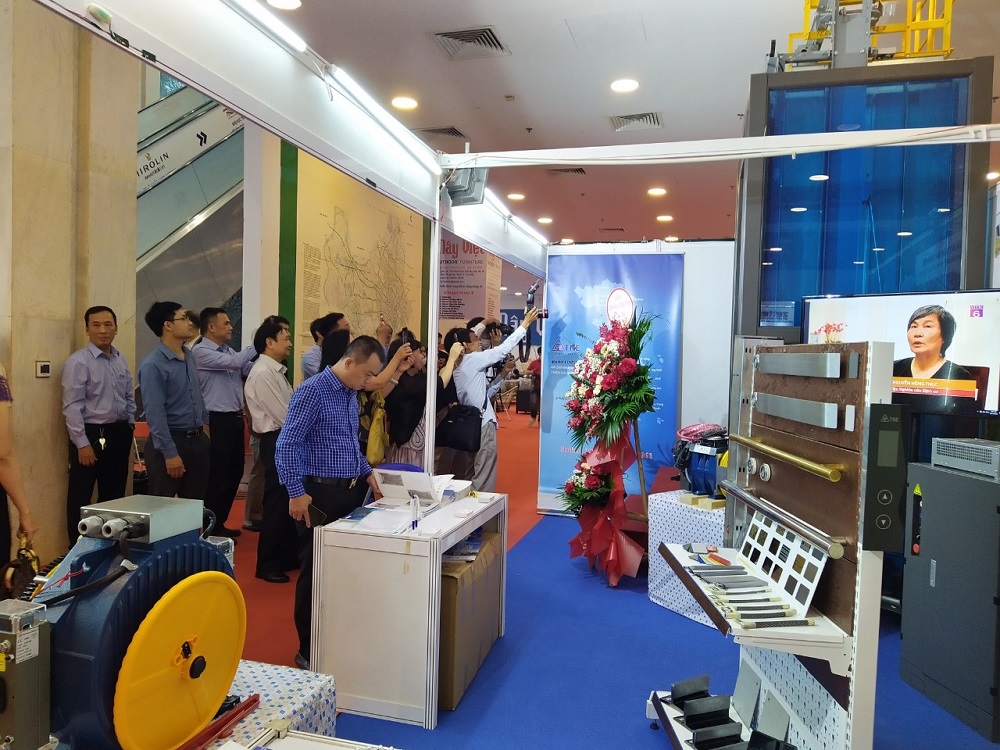 Gần 1 000 gian hàng tham gia Triển lãm Quốc tế VIETBUILD Hà Nội 2022