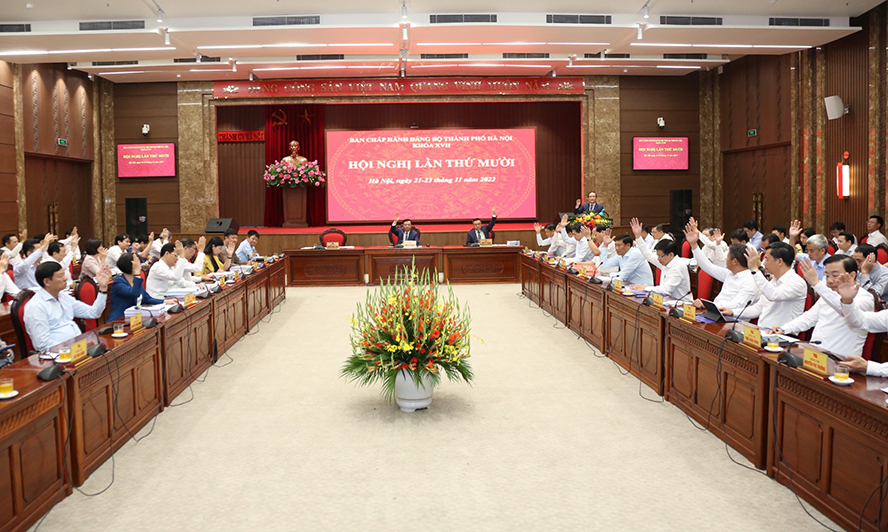 Tiếp tục thực hiện chủ đề “Kỷ cương, trách nhiệm, hành động, sáng tạo, phát triển”