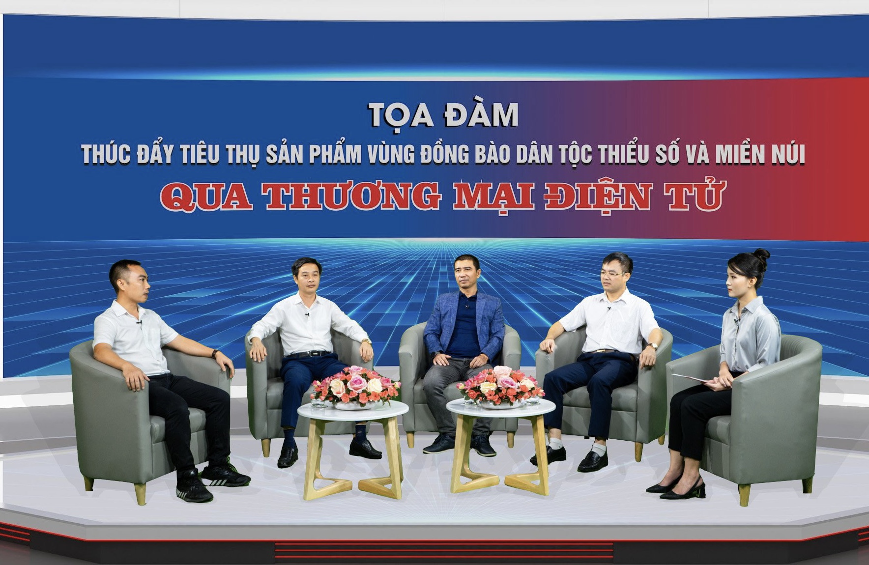 Tận dụng hiệu quả lợi thế sàn thương mại điện tử để tiêu thụ hàng hóa miền núi