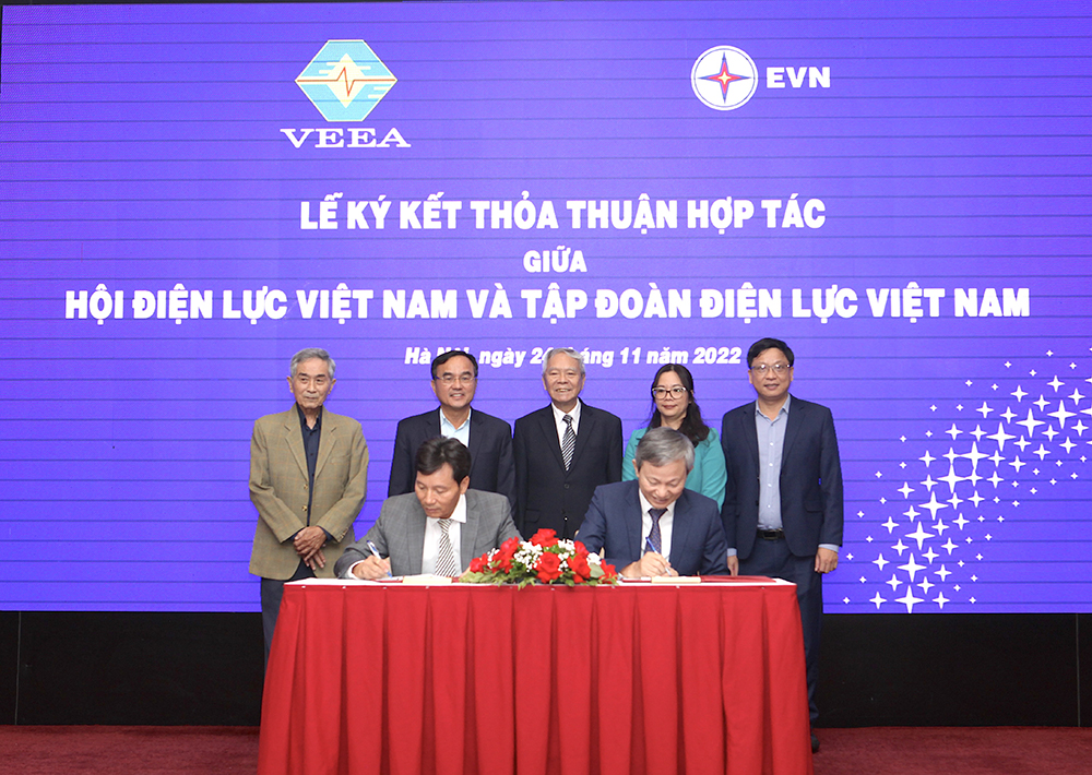Hội Điện lực Việt Nam và EVN ký thỏa thuận hợp tác