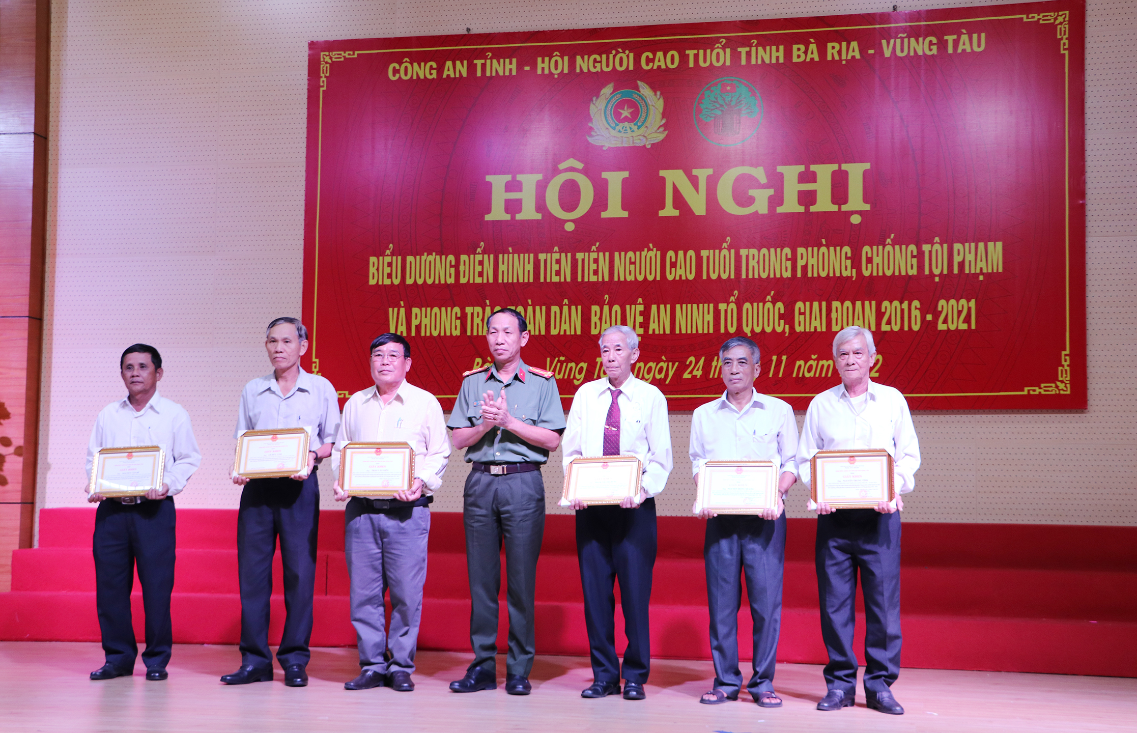Bà Rịa - Vũng Tàu biểu dương người cao tuổi phòng, chống tội phạm