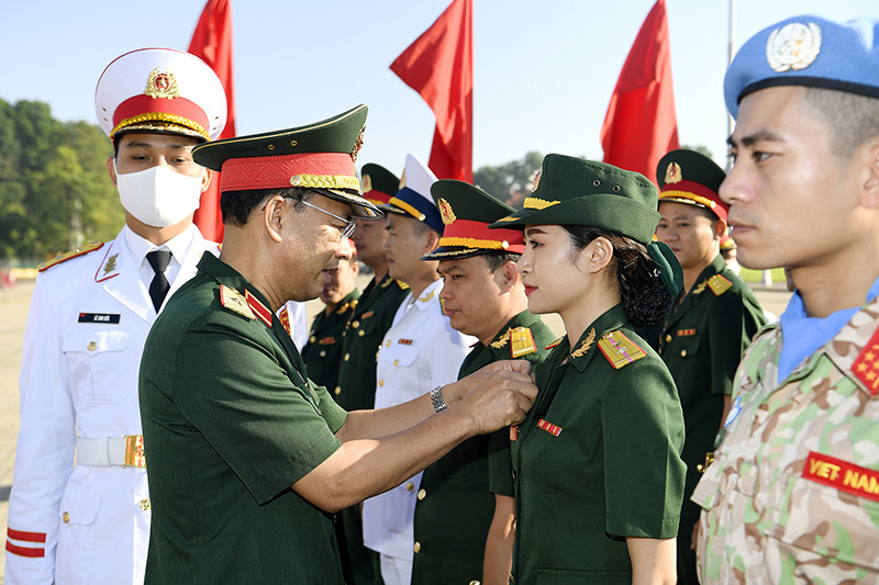 Một số giải pháp cơ bản góp phần bồi dưỡng lý tưởng cách mạng cho Thanh niên quân đội hiện nay