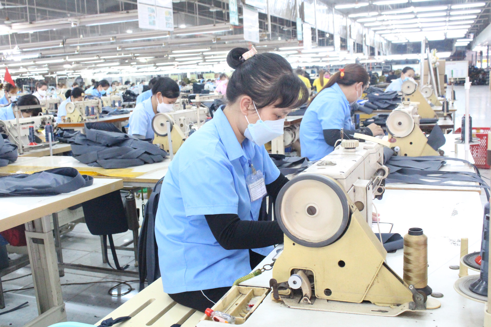 Bình Dương Lên phương án bảo đảm lương, thưởng cho người lao động dịp Tết