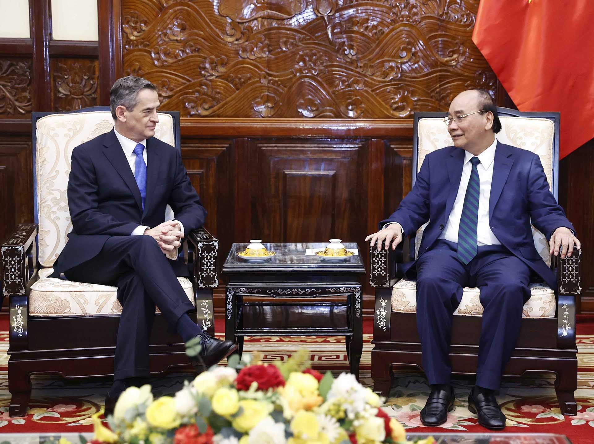 Chủ tịch nước tiếp Đại sứ Chile đến chào từ biệt