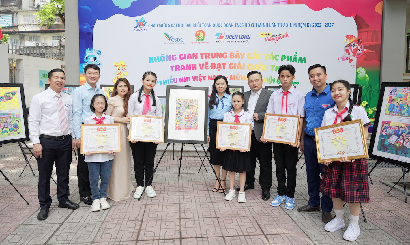 Gần 200 ngàn tranh vẽ “Thiếu nhi Việt Nam - Mừng đại hội Đoàn”