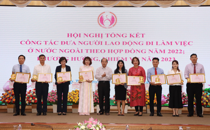 Đồng Tháp phấn đấu đưa từ 1 500 lao động trở lên đi làm việc ở nước ngoài