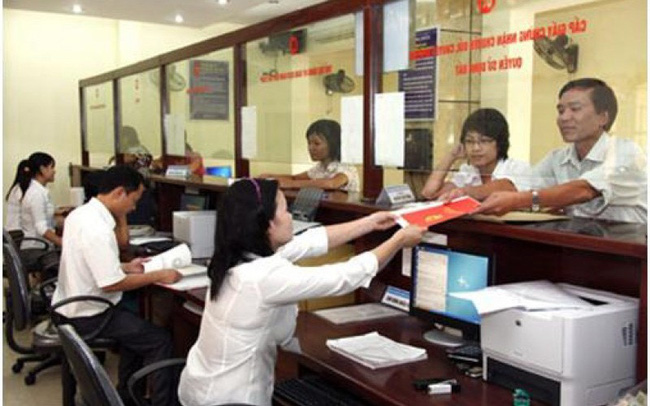 Tiêu chuẩn với cán bộ, công chức cấp xã