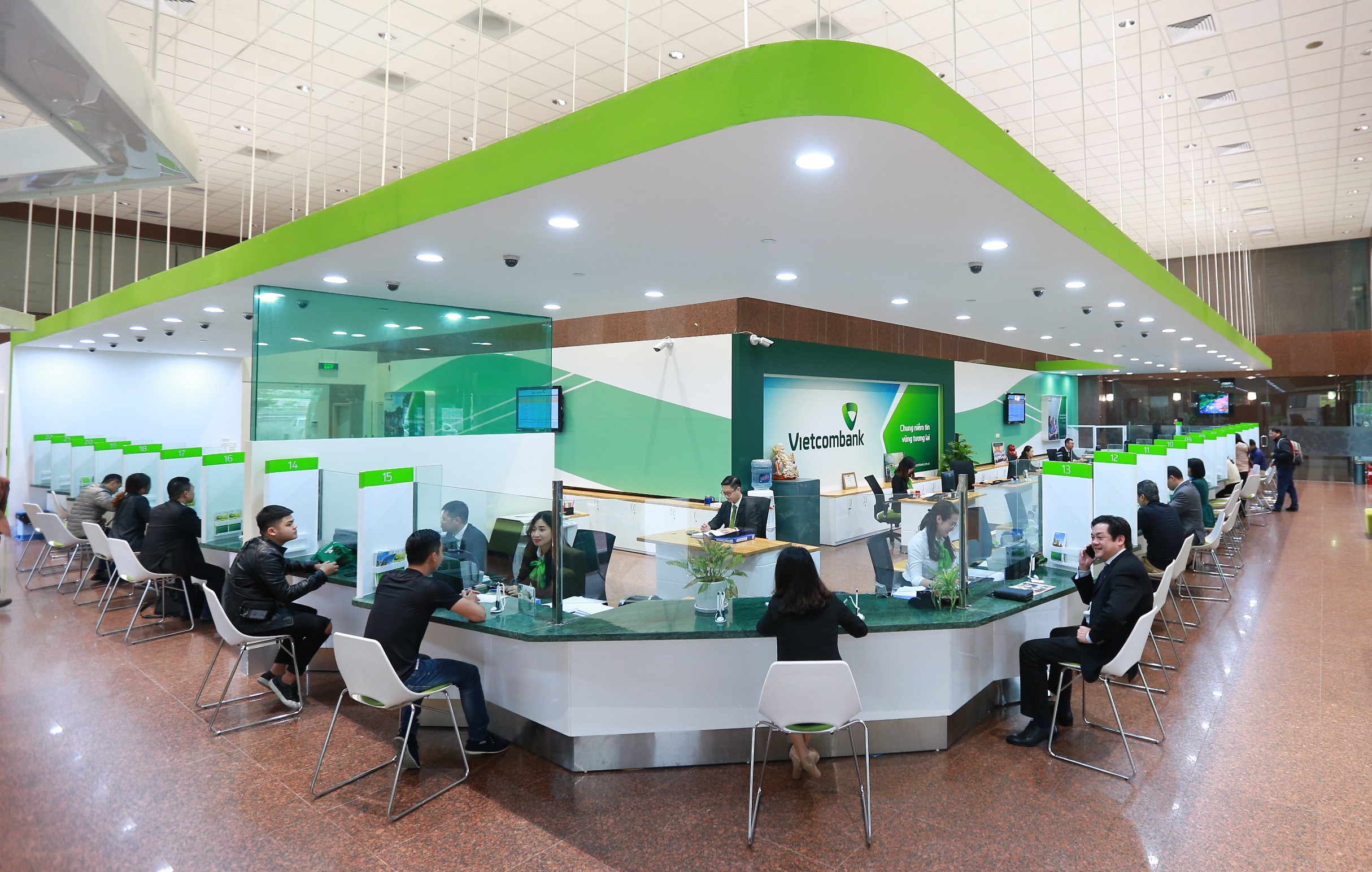 Vietcombank giảm lãi suất với quy mô dư nợ lớn nhất