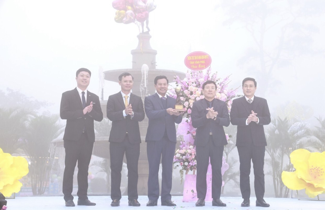 Tam Đảo đón nhận giải thưởng “Thị trấn điểm đến hàng đầu thế giới năm 2022