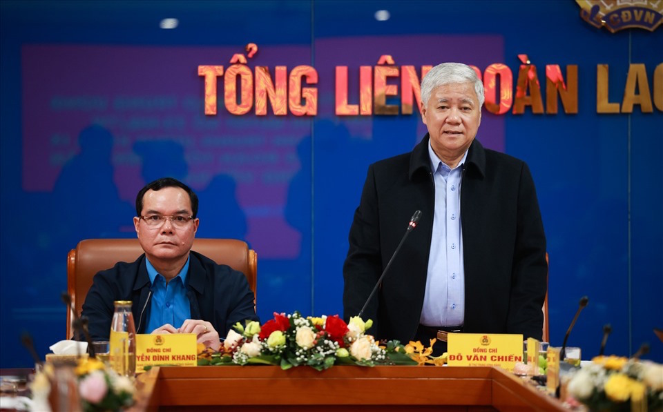 Đảm bảo phúc lợi xã hội, điều kiện sống, làm việc cho công nhân
