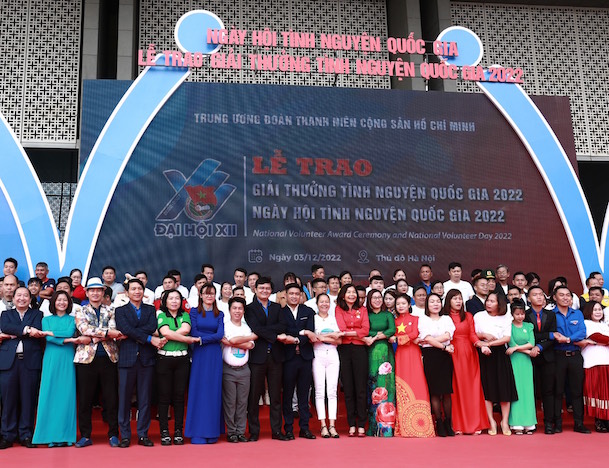 Vinh danh những tấm lòng nhân ái, sẵn sàng sẻ chia vì cộng đồng