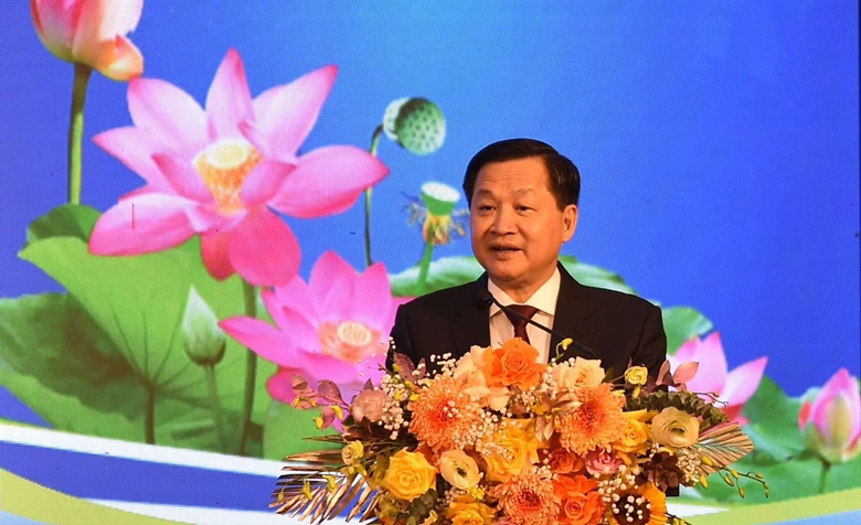 Phổ biến chính sách pháp luật cho các Trưởng bản tiêu biểu hai bên biên giới Việt Nam-Lào