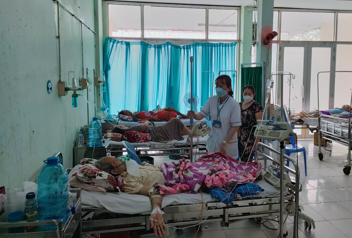 Bảo hiểm y tế “Phao cứu sinh” cho bệnh nhân nghèo