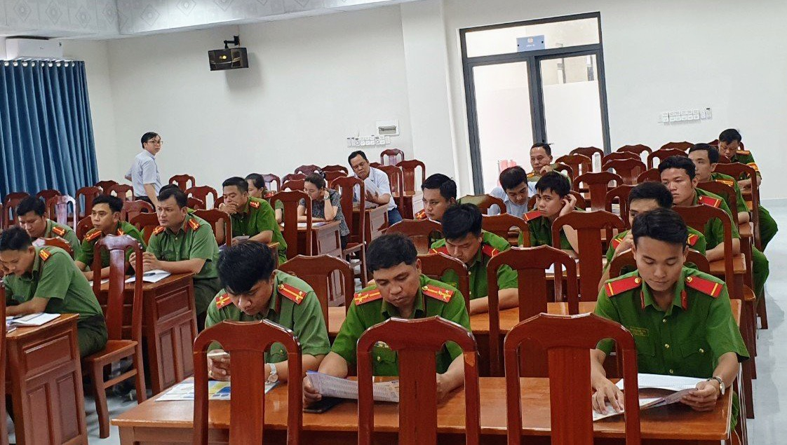 Tuyên truyền Bảo hiểm xã hội tự nguyện trong cán bộ, chiến sĩ Công an